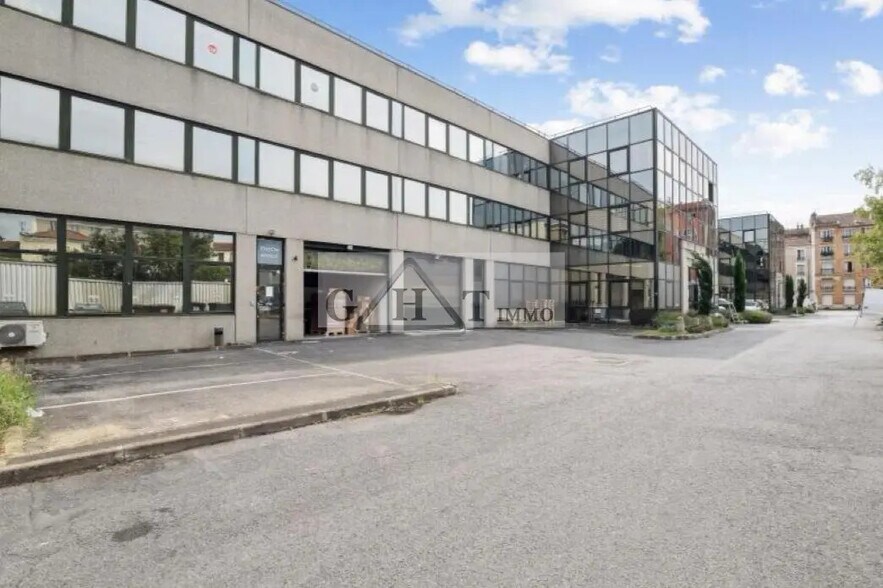Industrial in Ivry-sur-Seine for lease - Building Photo - Image 2 of 4