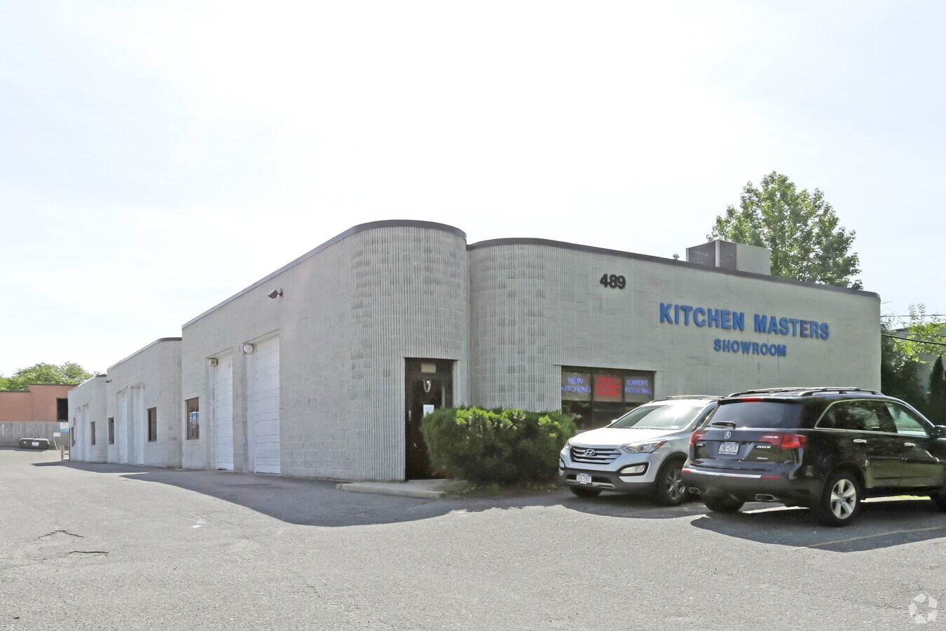 489 Johnson Ave, Bohemia, NY 11716