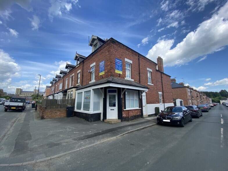 35 Bondgate Green Ln, Ripon for sale - Primary Photo - Image 1 of 1