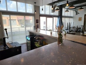 1147 S Lewis Ave, Tulsa, OK for sale Interior Photo- Image 2 of 21