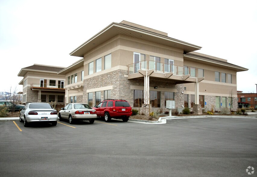 7611 S Jordan Landing Blvd, West Jordan, UT for lease - Building Photo - Image 2 of 9