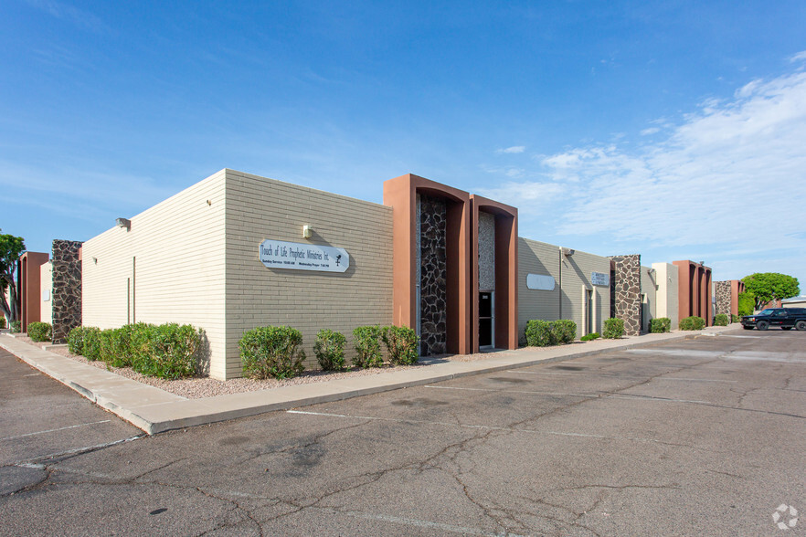 3002-3066 W Clarendon Ave, Phoenix, AZ for lease - Primary Photo - Image 3 of 6