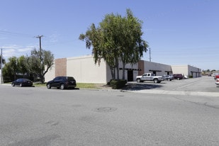 15321-15323 Texaco Ave, Paramount CA - Warehouse