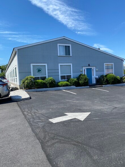 6 Oak St, Greenwich, CT for sale - Building Photo - Image 1 of 1