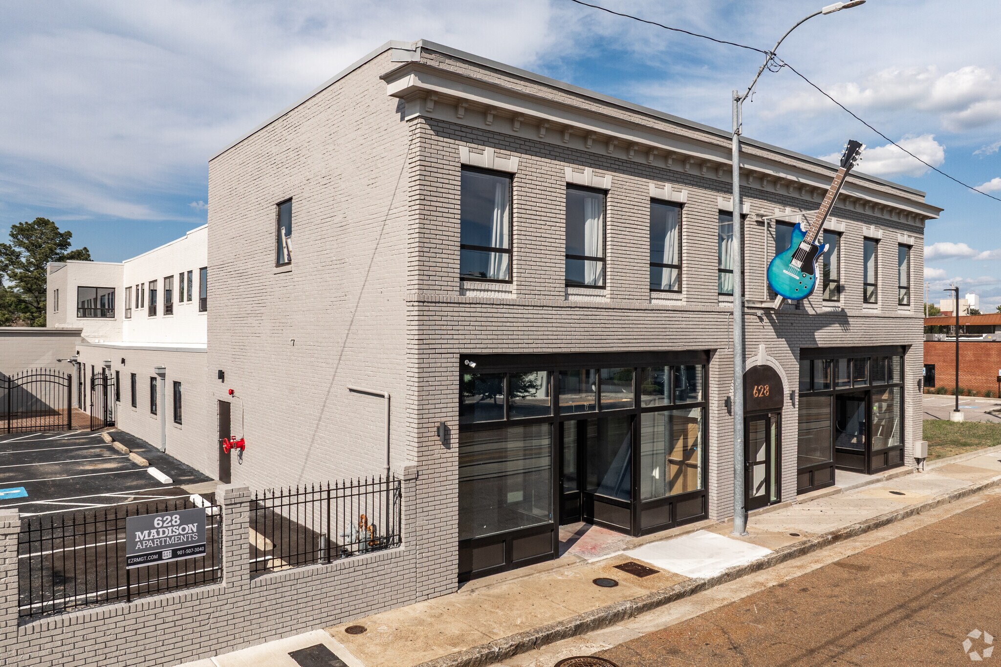 628 Madison Ave, Memphis, TN for lease Primary Photo- Image 1 of 27