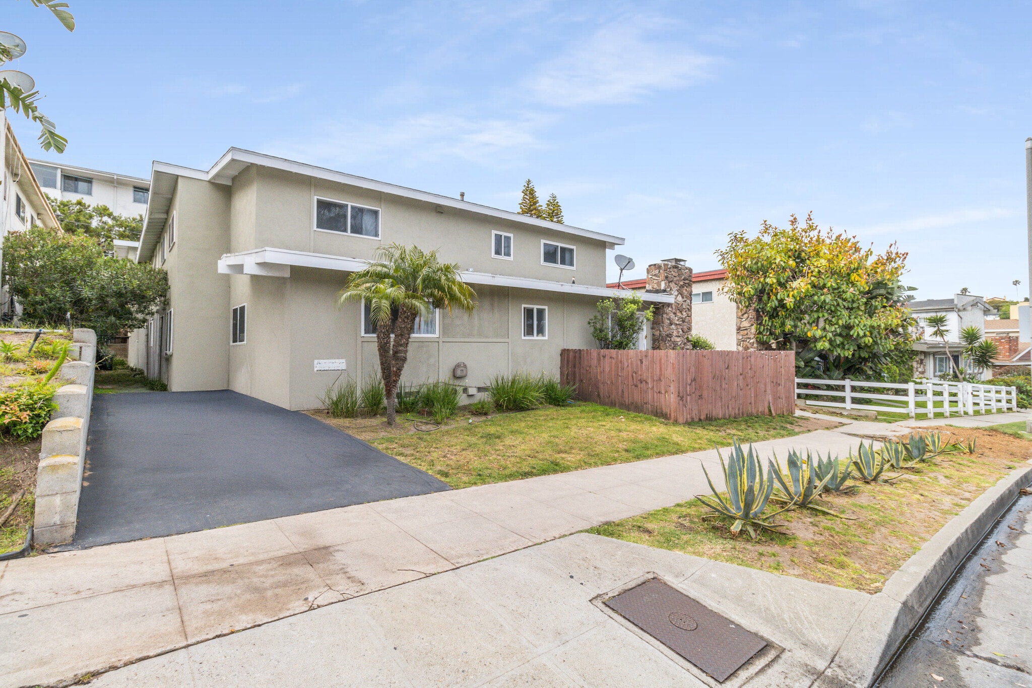 8324 W Manchester Ave, Playa Del Rey, CA for sale Primary Photo- Image 1 of 7