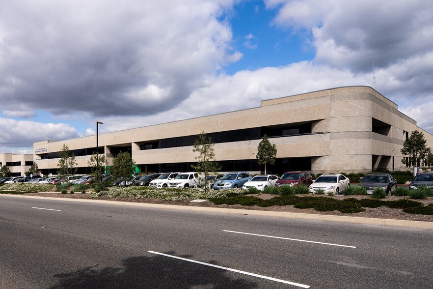 ビジネス・経済 California Community Property (E & E) 2767 E Imperial Hwy, Brea, CA 92821 | LoopNet