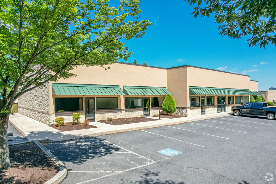 417 Village Dr, Carlisle, PA 17015 - Retail for Lease | LoopNet