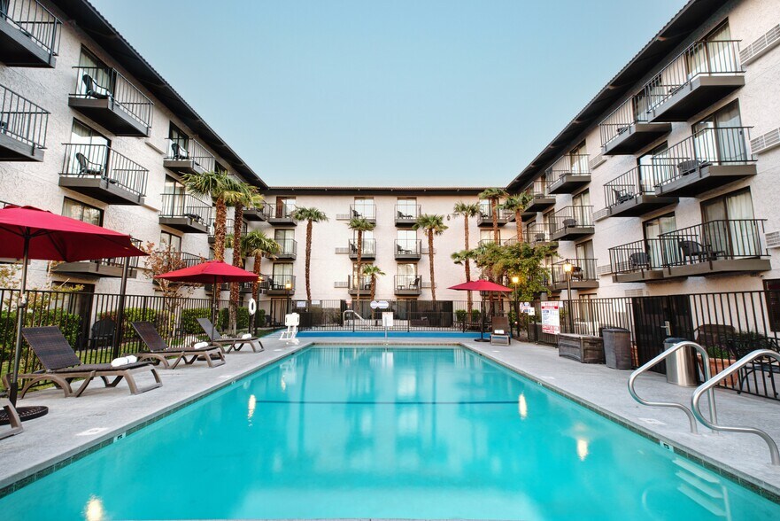 1651 W Avenue K, Lancaster, CA for sale - Primary Photo - Image 1 of 1