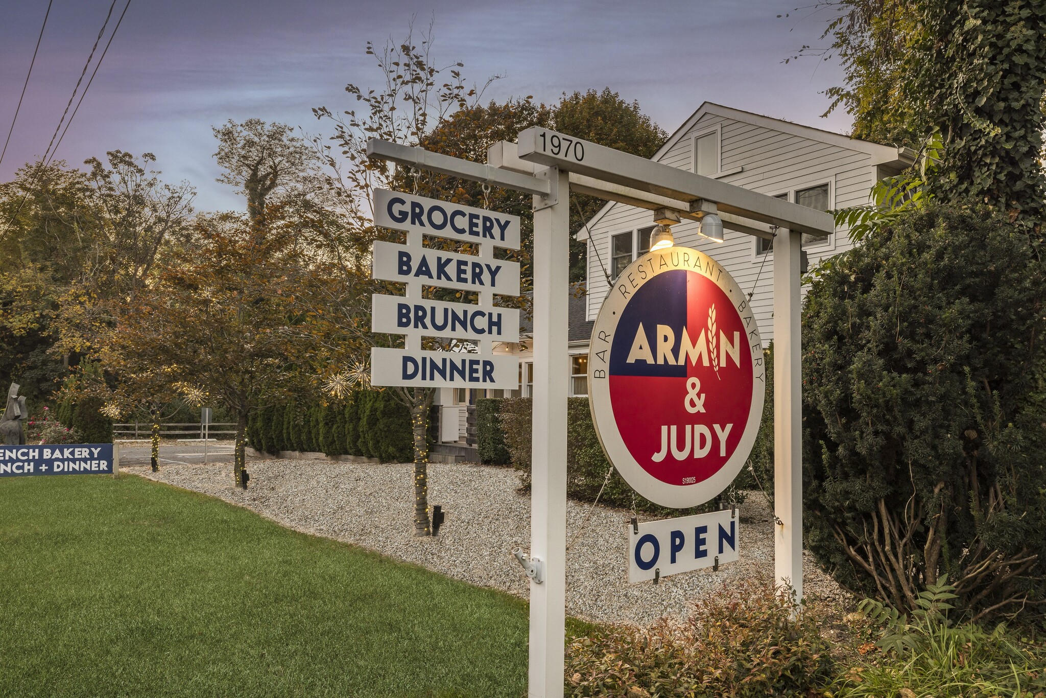 1970 Montauk Hwy, Bridgehampton, NY for sale Building Photo- Image 1 of 40