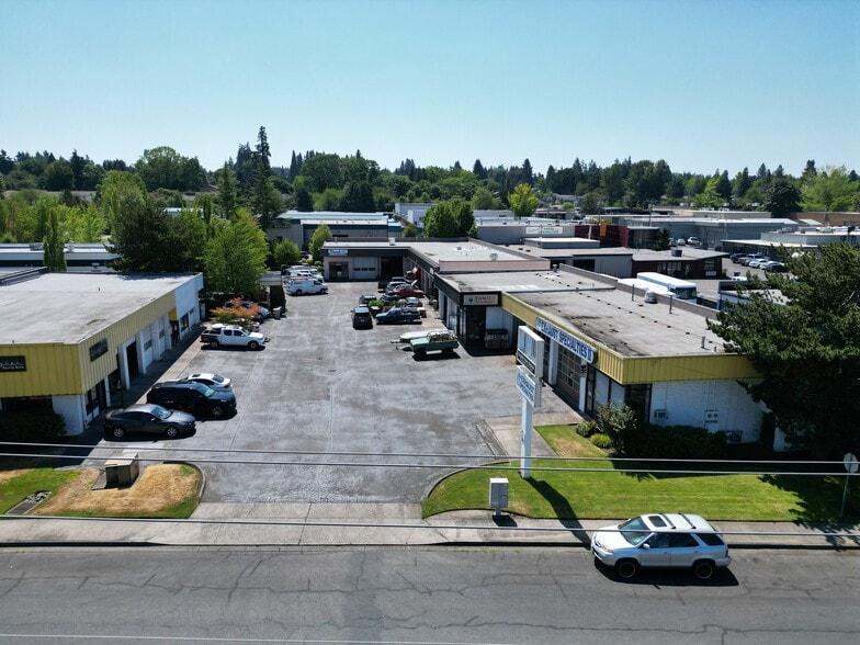 8866 SW Tualatin Sherwood Rd, Tualatin, OR for lease - Building Photo - Image 3 of 3