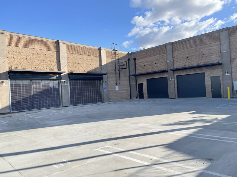 10651 San Fernando Rd, Pacoima, CA for sale - Building Photo - Image 1 of 1