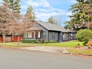 8568 Falls Ave SE, Snoqualmie WA - Duplex Property