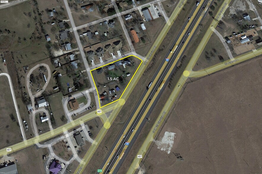 100 N 1st St, Jarrell, TX for sale - Primary Photo - Image 1 of 1