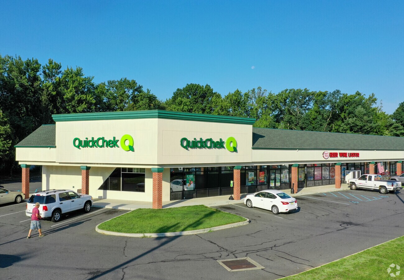 16021618 Union Ave, Hazlet, NJ 07730 Union Avenue Plaza