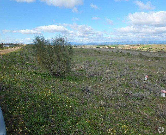 Land in Navalcarnero, MAD for sale - Primary Photo - Image 1 of 4