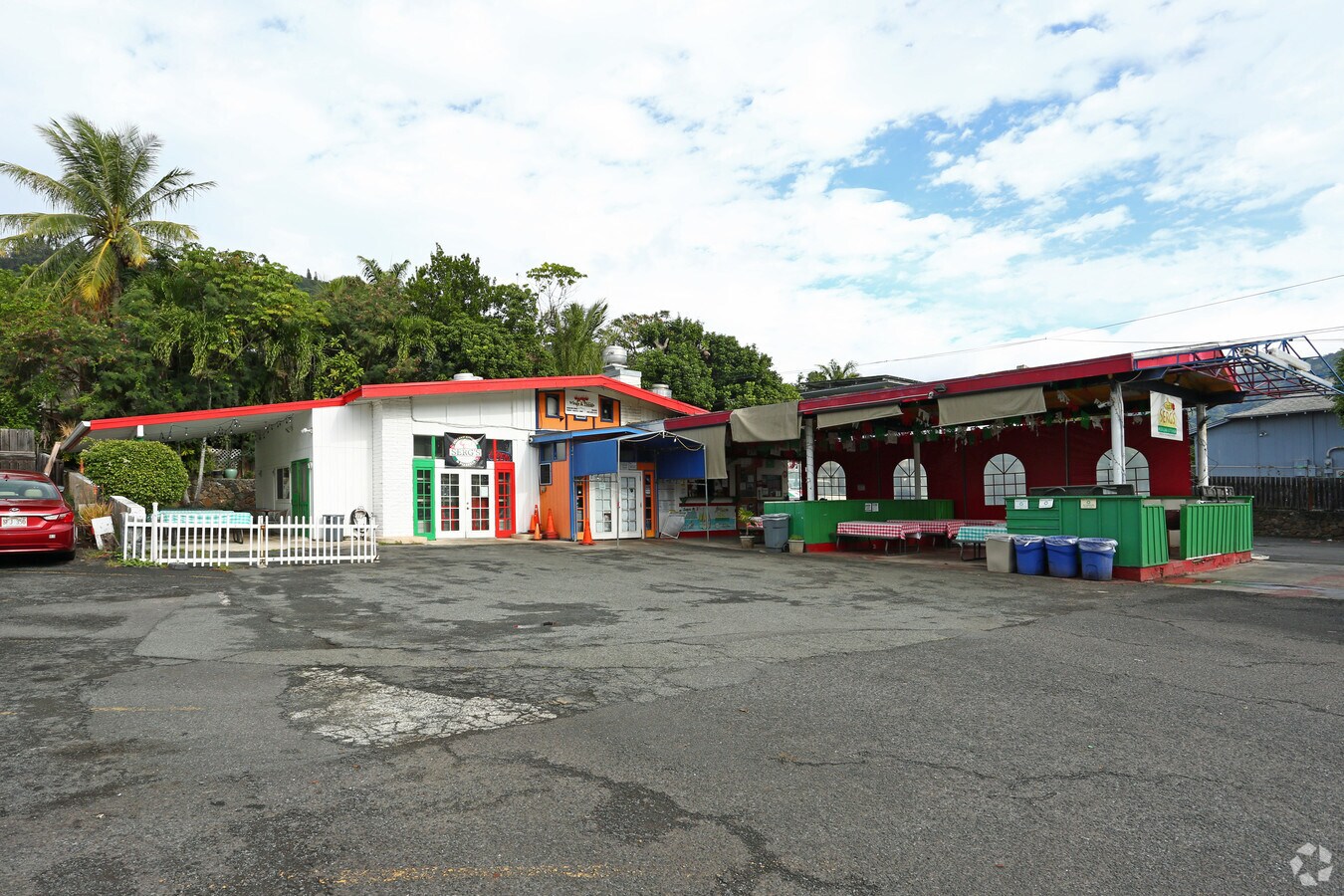 2740 E Manoa Rd, Honolulu, HI 96822