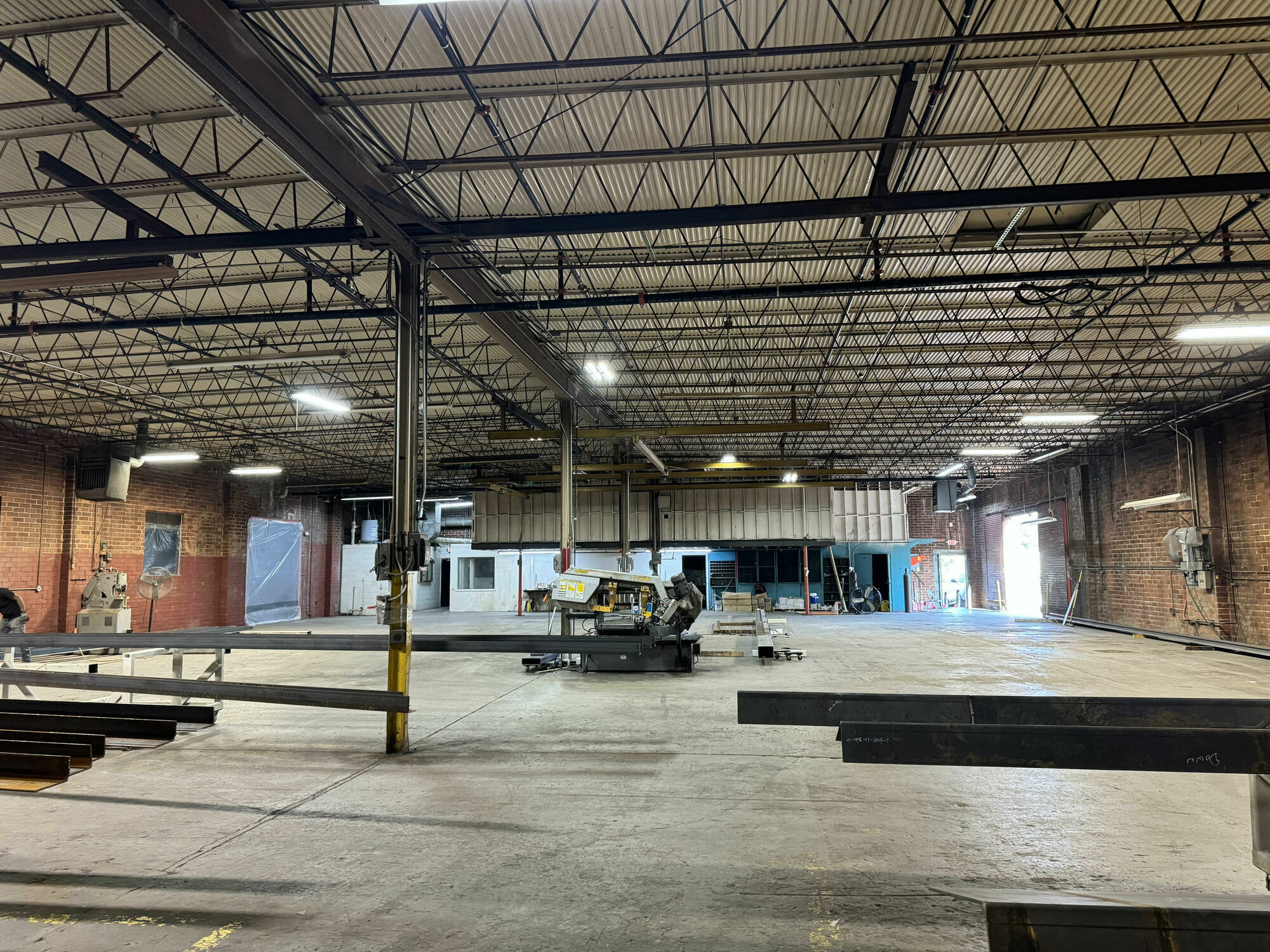 503 11th Ave, Dalton, GA for sale Interior Photo- Image 1 of 18