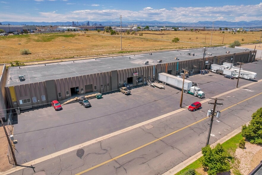 6056-6078 E 49th Ave, Commerce City, CO for lease - Building Photo - Image 2 of 9
