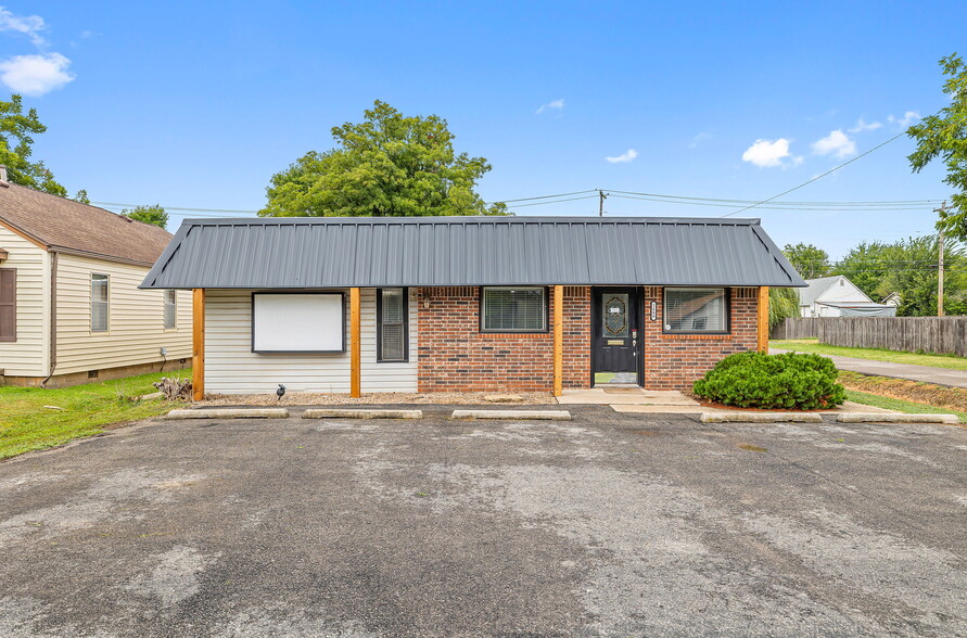 1600 S Choctaw Ave, El Reno, OK for lease - Building Photo - Image 1 of 22
