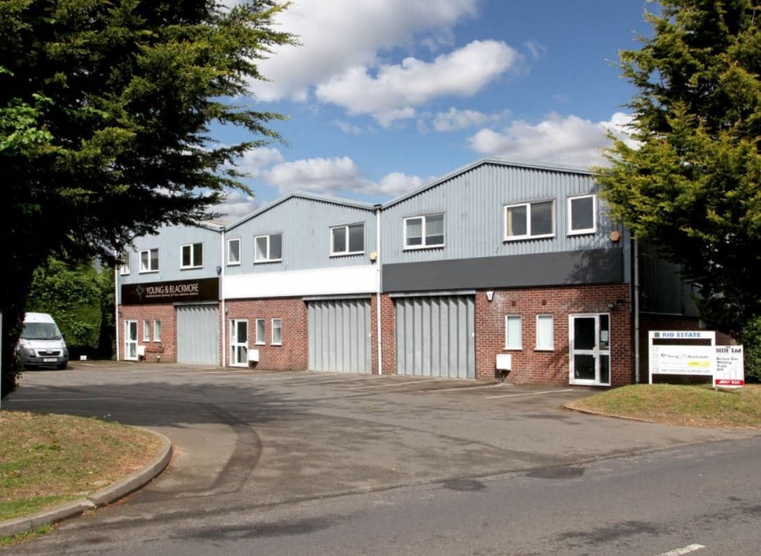 Polesdon Ln, Woking for sale Primary Photo- Image 1 of 1