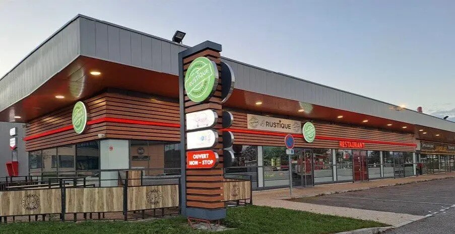 Flex in Pontarlier for lease - Building Photo - Image 3 of 4