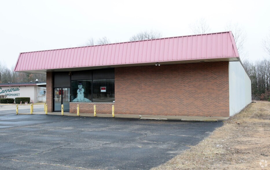 2595 W Cadillac Dr, Farwell, MI 48622 Retail for Sale