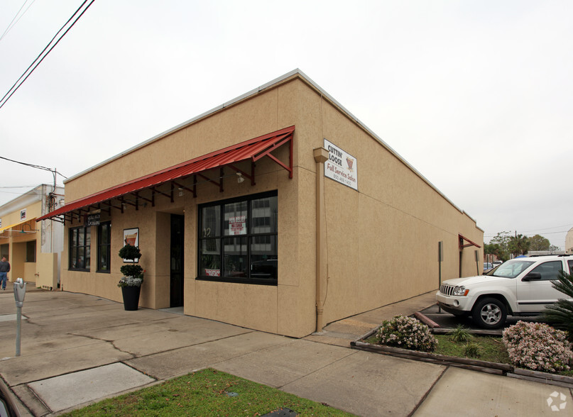 102 Garden St, Pensacola, FL for lease - Primary Photo - Image 1 of 7