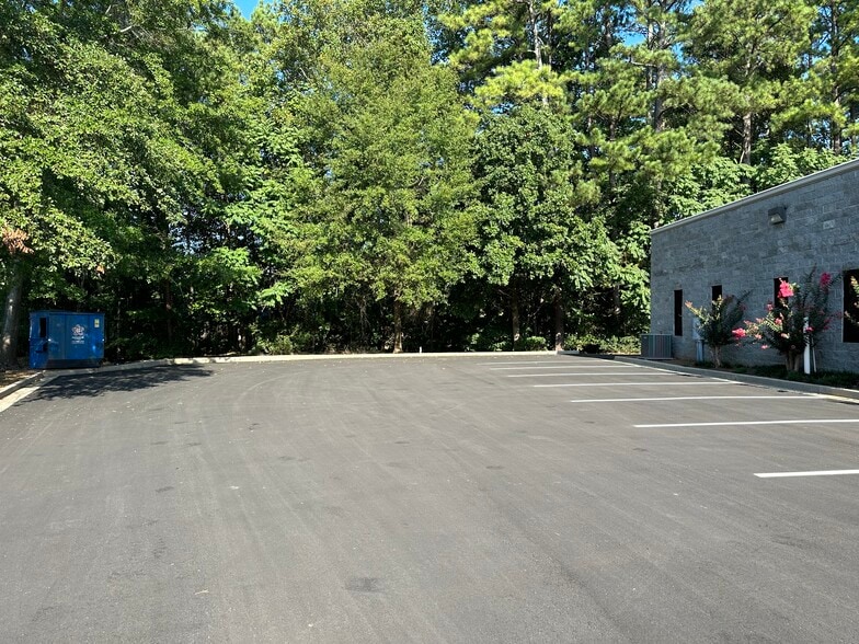 724 Fairgate Rd, Marietta, GA for sale - Building Photo - Image 2 of 12