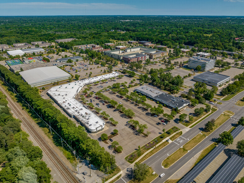 4790 S Hagadorn Rd, East Lansing, MI for lease - Building Photo - Image 3 of 3