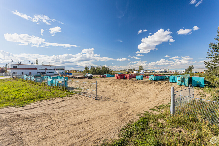 22944 110 Ave, Edmonton, AB for sale - Primary Photo - Image 1 of 3