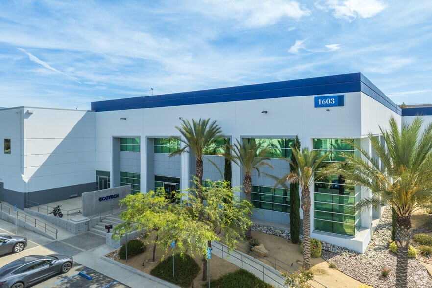 1603 Steel Rd, Colton, CA for sale - Primary Photo - Image 1 of 11