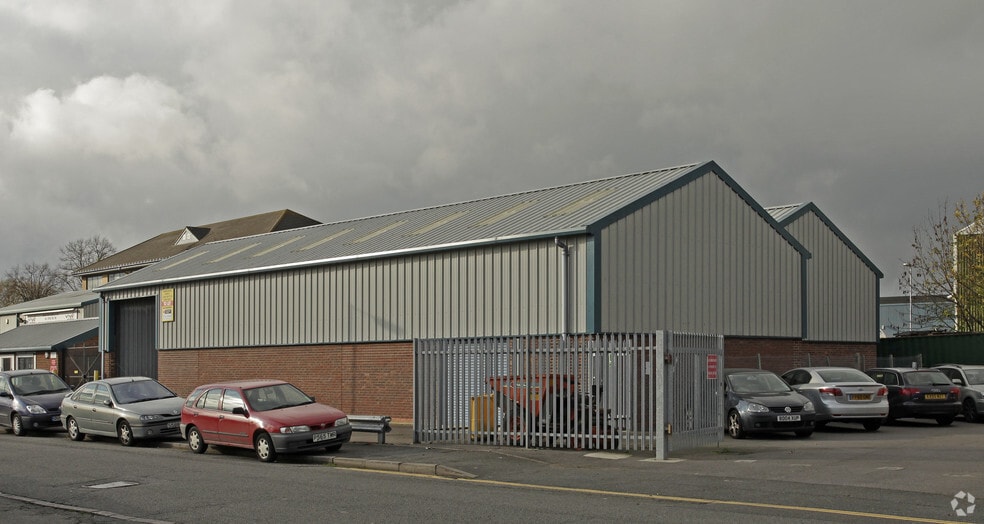 Galleymead Rd, Slough for sale - Primary Photo - Image 1 of 1