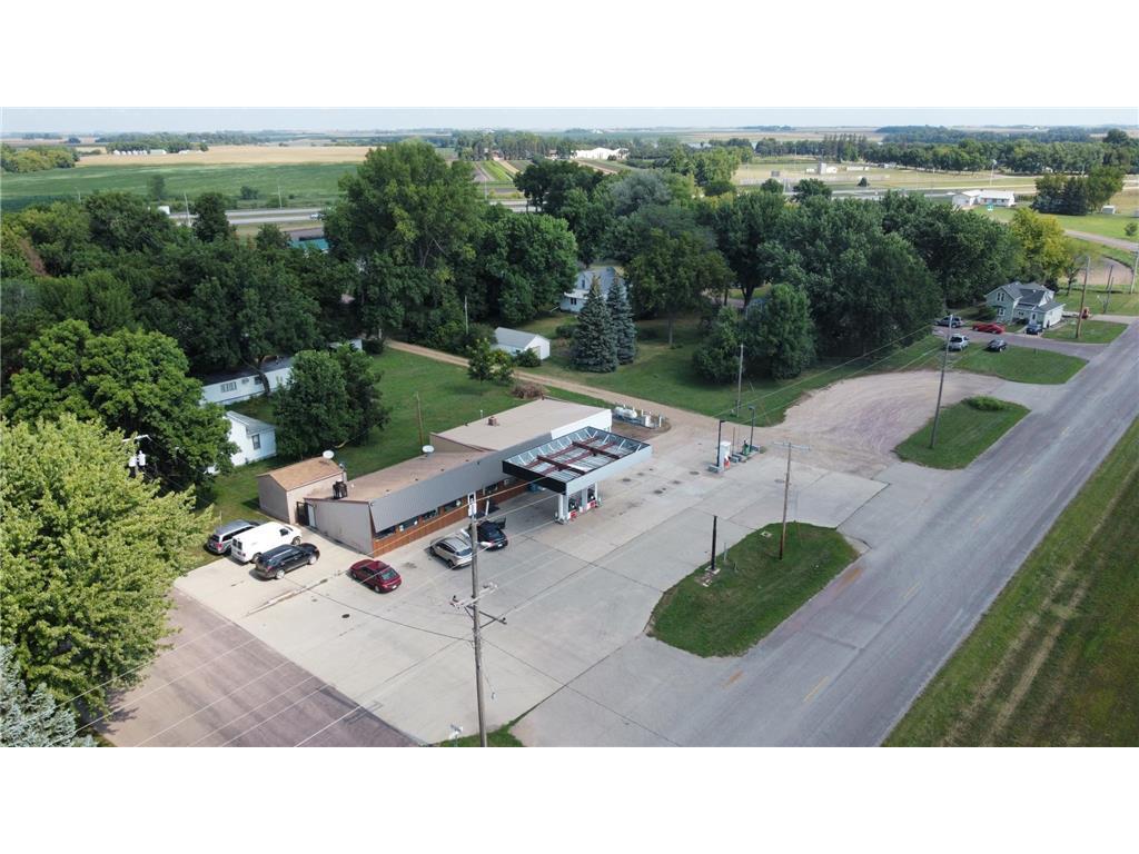 891 1st Ave, Heron Lake, MN 56137