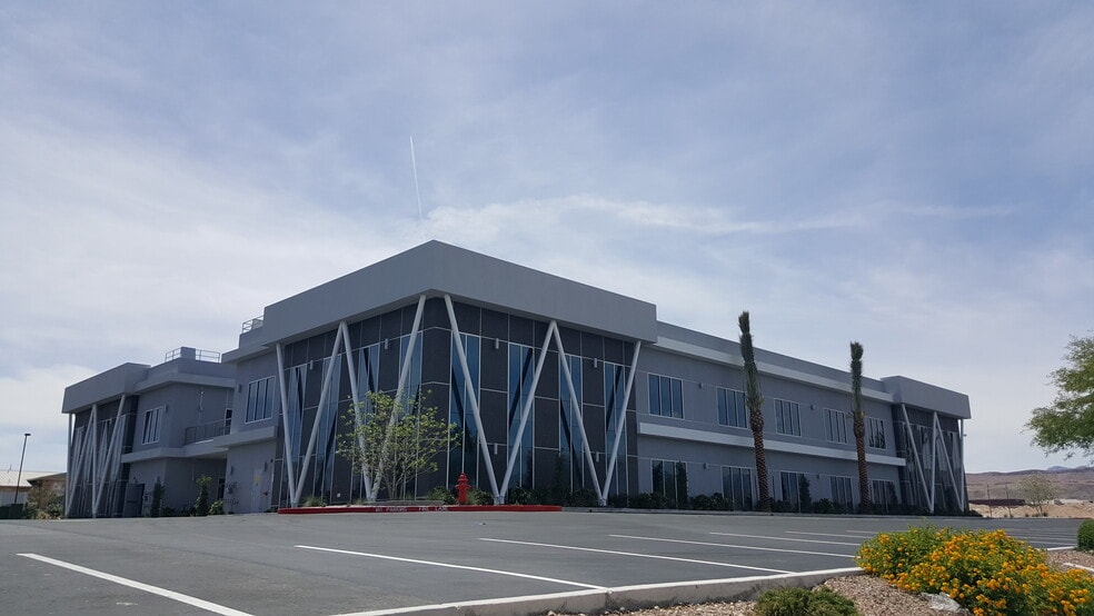 6950 S Cimarron Rd, Las Vegas, NV for sale - Building Photo - Image 2 of 5