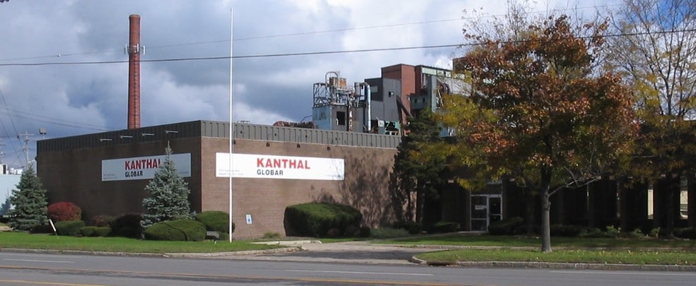 3425 Hyde Park Blvd, Niagara Falls, NY for sale - Primary Photo - Image 1 of 1