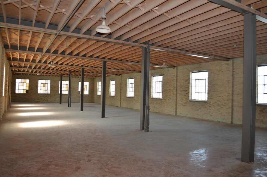 4130-4150 S Wabash Ave, Chicago, IL for lease - Interior Photo - Image 3 of 11