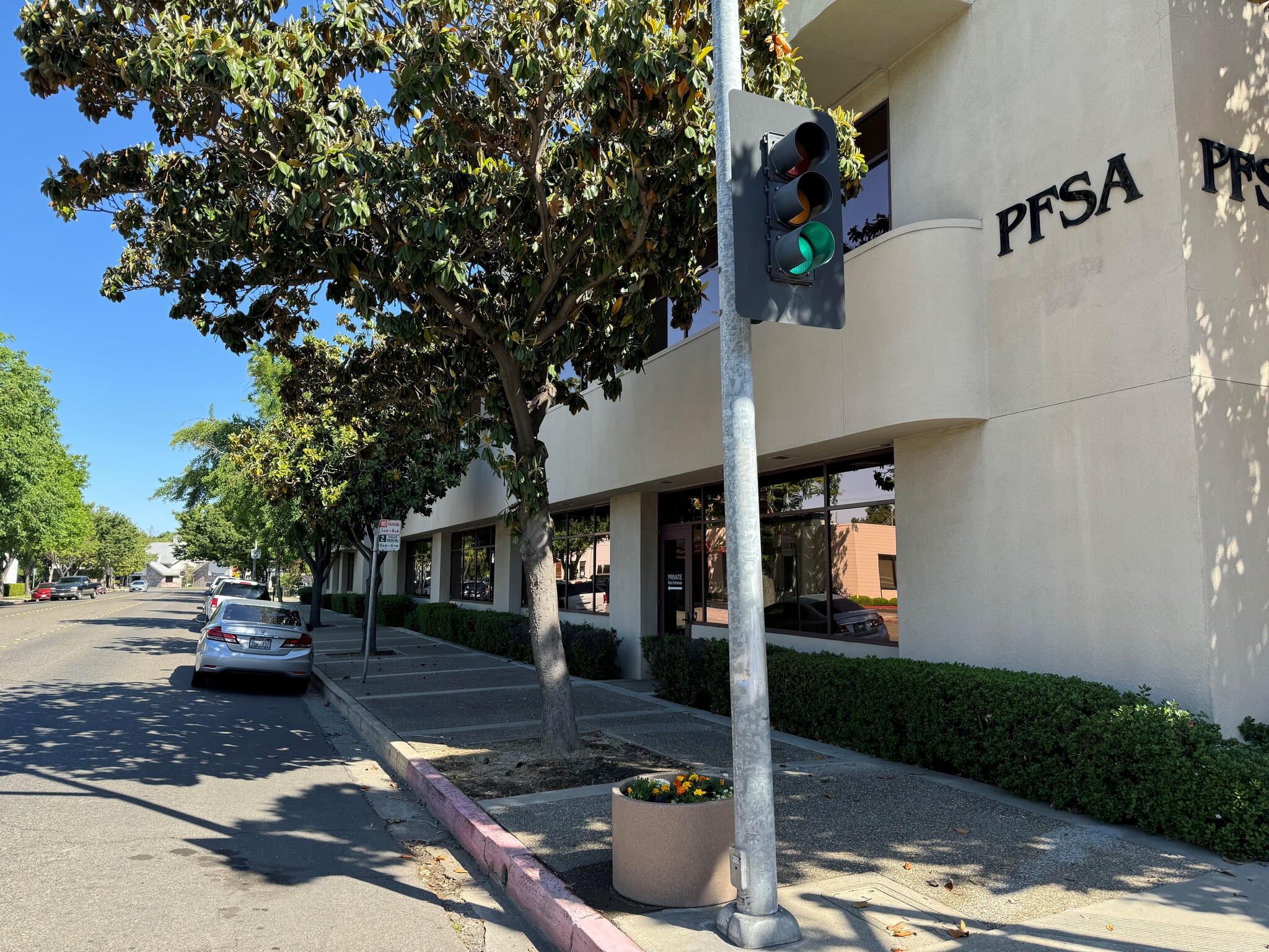 1100 14th St, Modesto, CA for lease Building Photo- Image 1 of 11