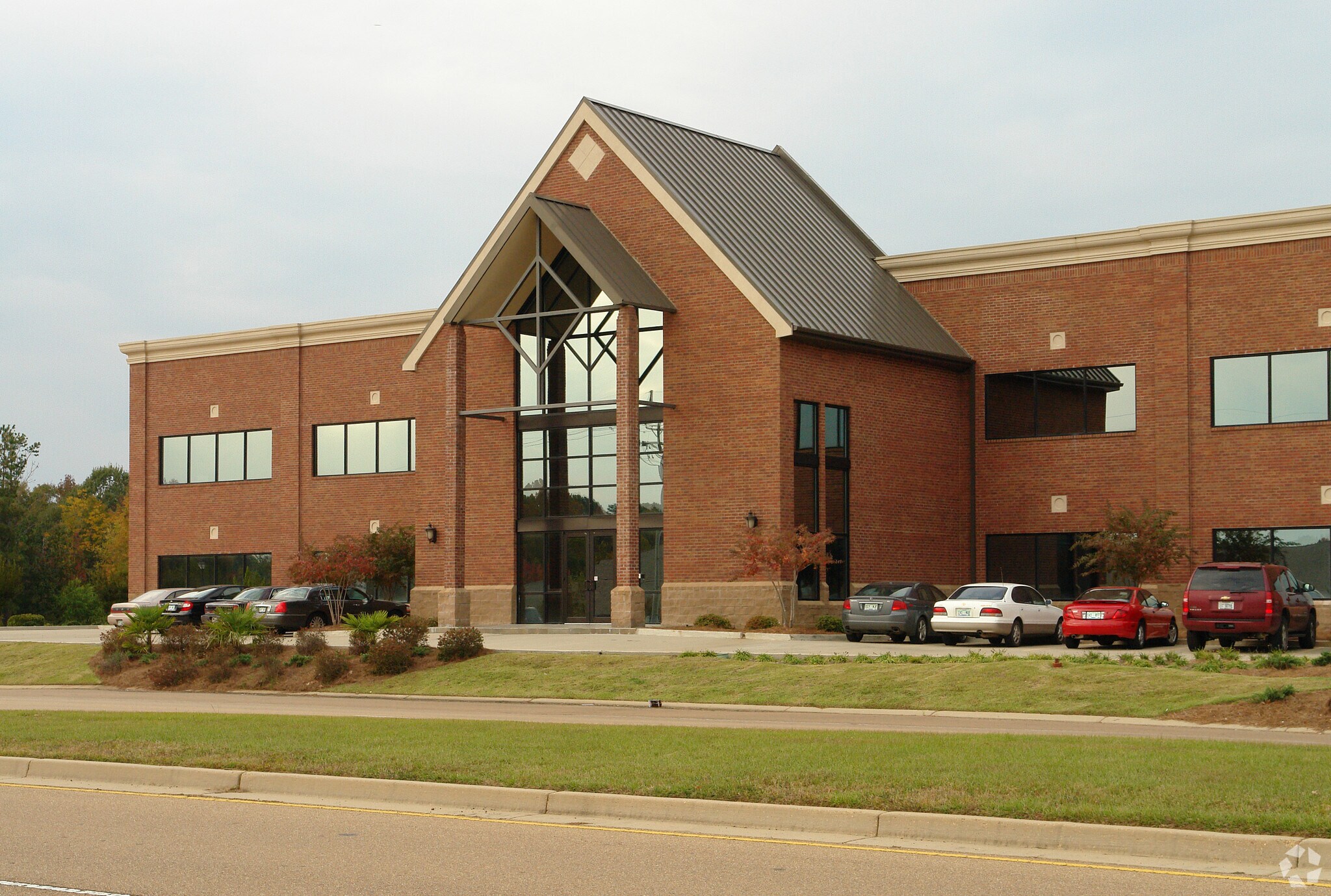 625 Highland Colony Pky, Ridgeland, MS 39157 Office for Lease