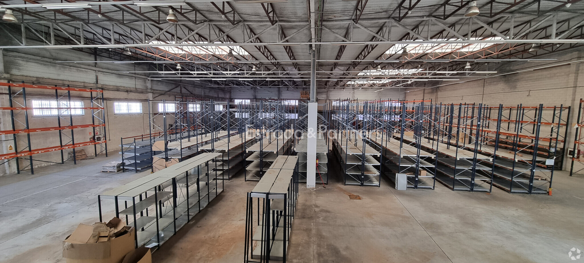 Industrial in Getafe, MAD for lease Building Photo- Image 1 of 11