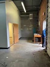 5970 Cochran Rd, Solon, OH for lease Building Photo- Image 1 of 17