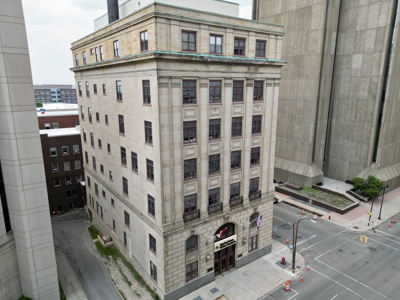 42 Delaware Ave, Buffalo, NY for lease - Building Photo - Image 1 of 46