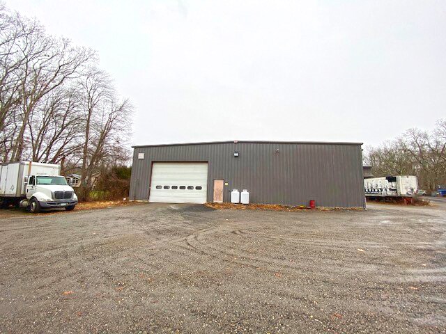 44 Bates Pond Rd, Canterbury, CT for sale - Primary Photo - Image 1 of 1