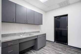 756 Port America Pl, Grapevine, TX for lease Interior Photo- Image 2 of 7