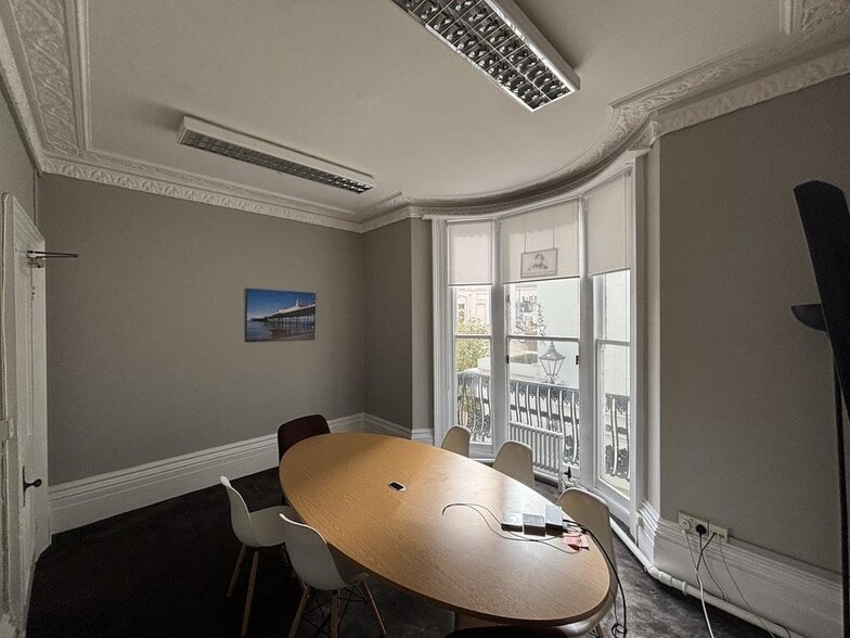 51 Old Steine, Brighton for lease - Building Photo - Image 3 of 14