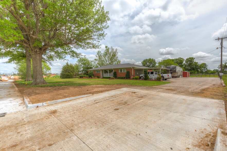 12520 E 116th St N, Collinsville, OK for sale - Building Photo - Image 2 of 21