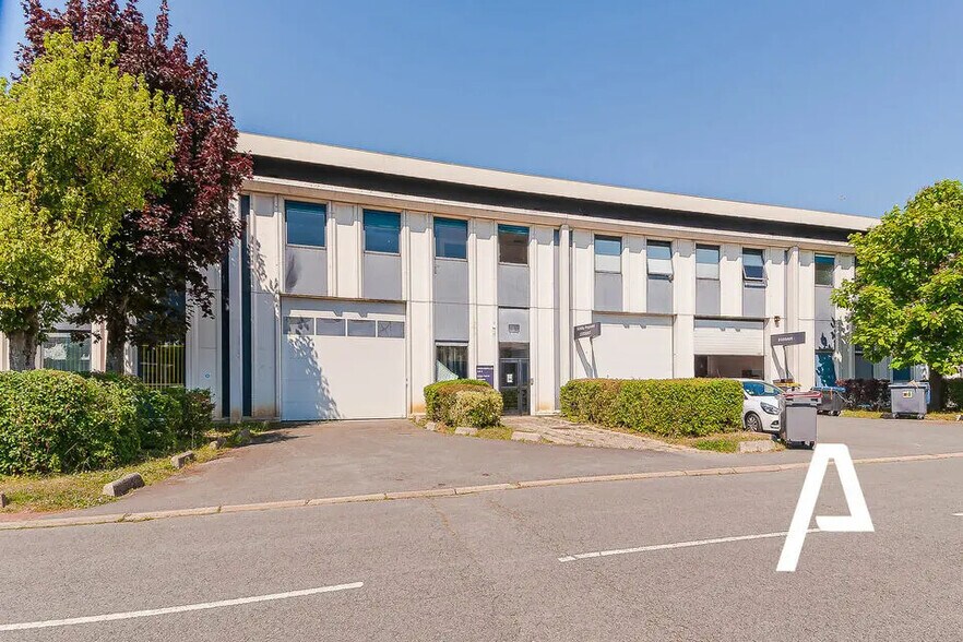 Flex in Villebon-sur-Yvette for lease - Building Photo - Image 2 of 6