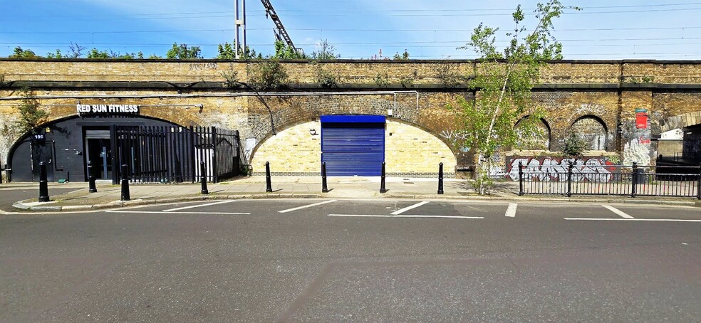 Bancroft Rd, London for lease - Building Photo - Image 2 of 17