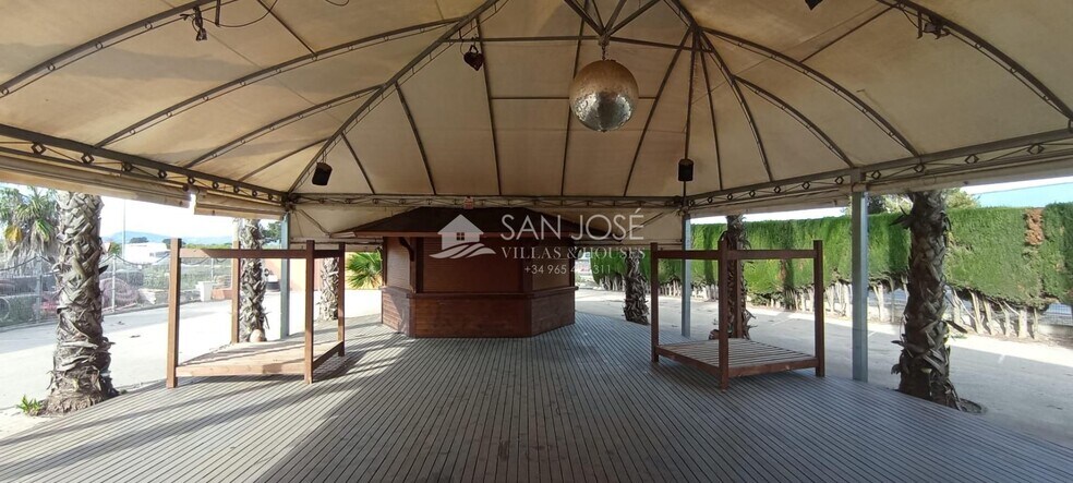 Retail in Benejúzar for sale - Building Photo - Image 2 of 33