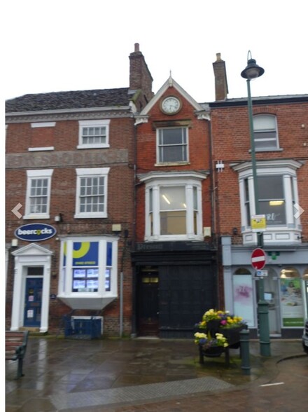 2 Saturday Market, Beverley for sale - Building Photo - Image 1 of 5